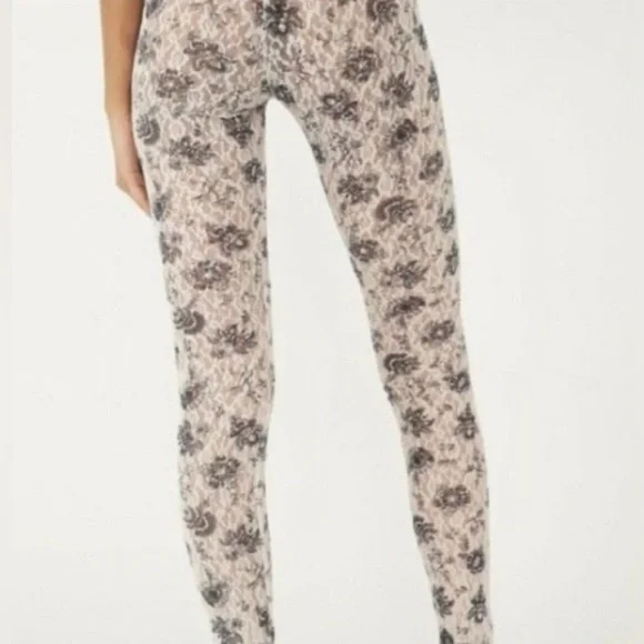 NWT Free People Layered In Lace Leggings - Picture 2 of 7